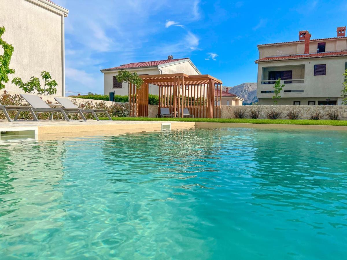 Apartment Baska Mit Poolarea - Krk, Kroatien Eksteriør billede
