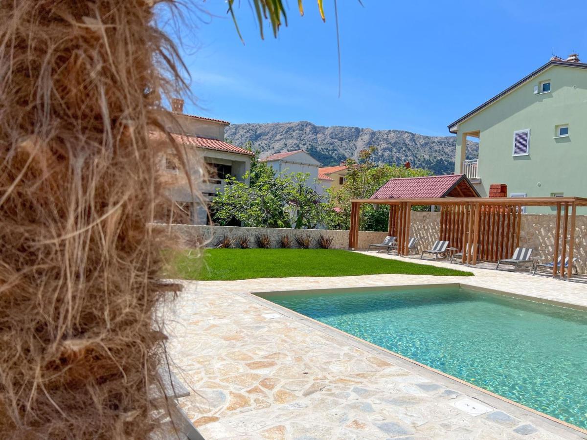Apartment Baska Mit Poolarea - Krk, Kroatien Eksteriør billede
