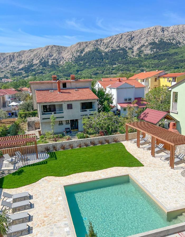 Apartment Baska Mit Poolarea - Krk, Kroatien Eksteriør billede