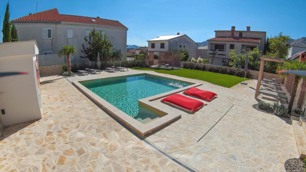 Apartment Baska Mit Poolarea - Krk, Kroatien Eksteriør billede