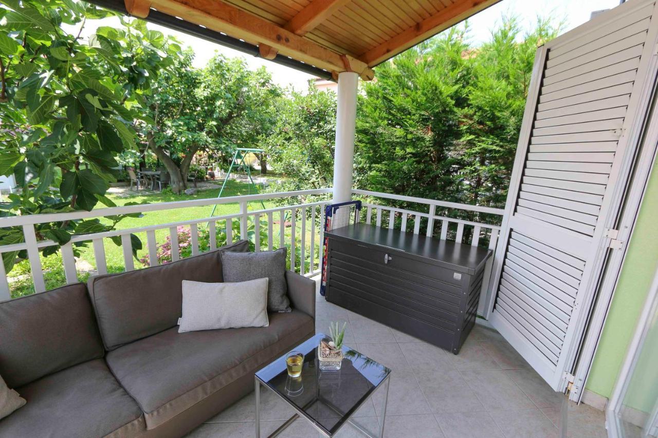 Apartment Baska Mit Poolarea - Krk, Kroatien Eksteriør billede